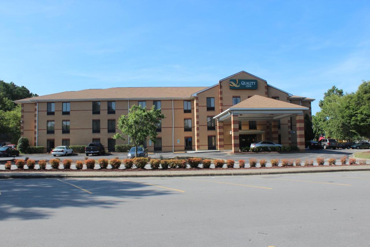 Quality Inn Raleigh Downtown Екстериор снимка