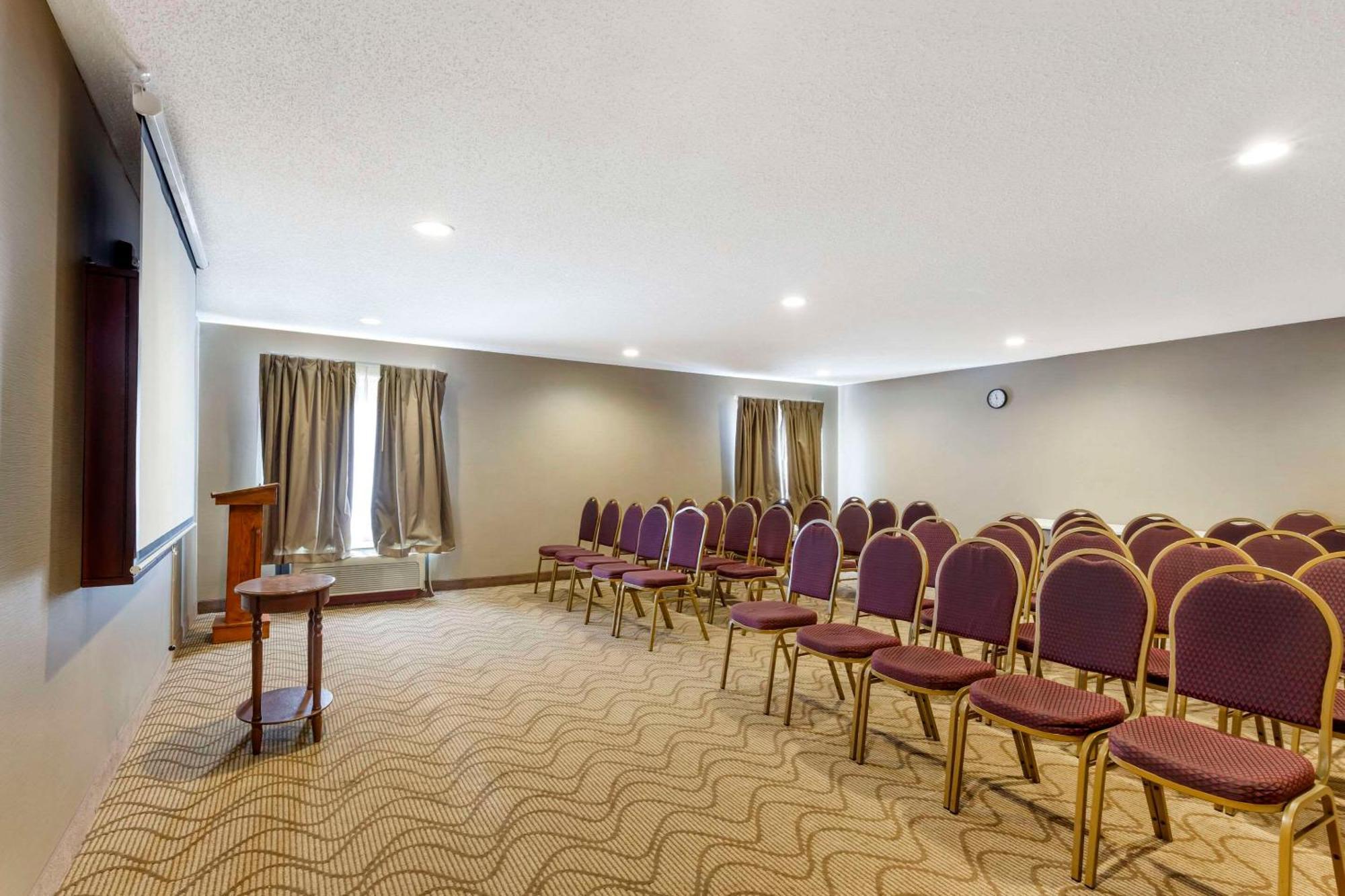 Quality Inn Raleigh Downtown Екстериор снимка