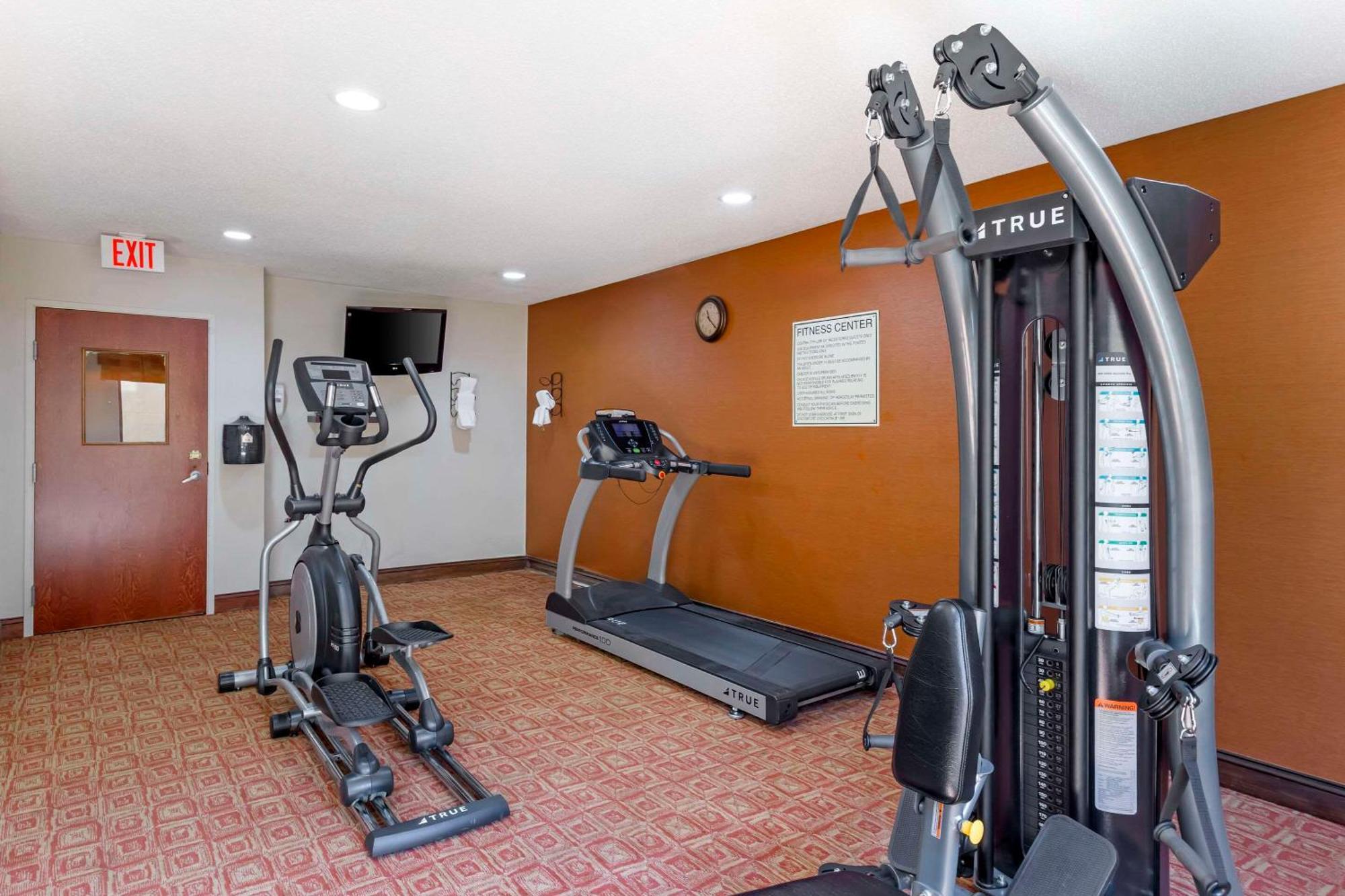 Quality Inn Raleigh Downtown Екстериор снимка