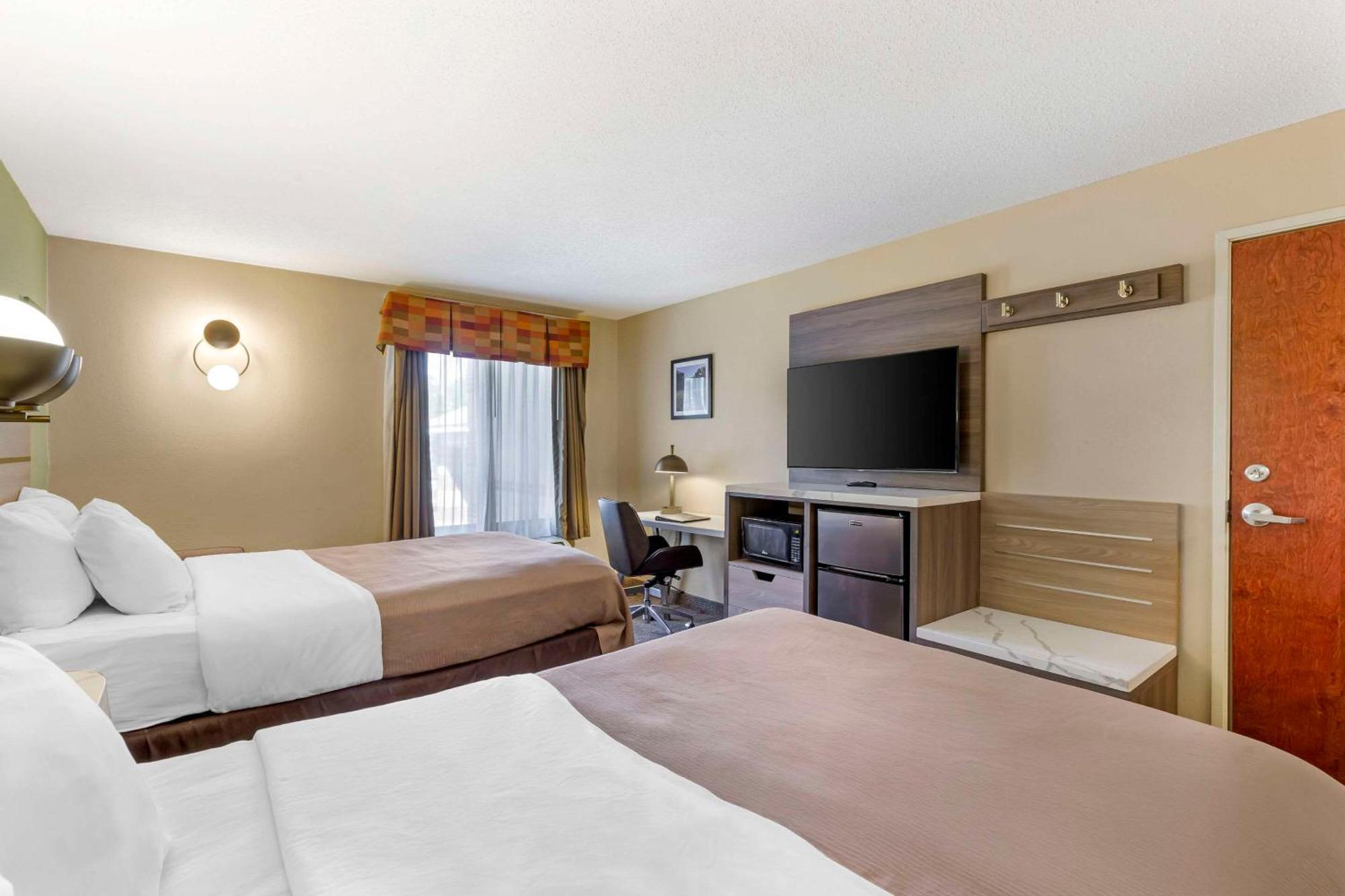Quality Inn Raleigh Downtown Екстериор снимка