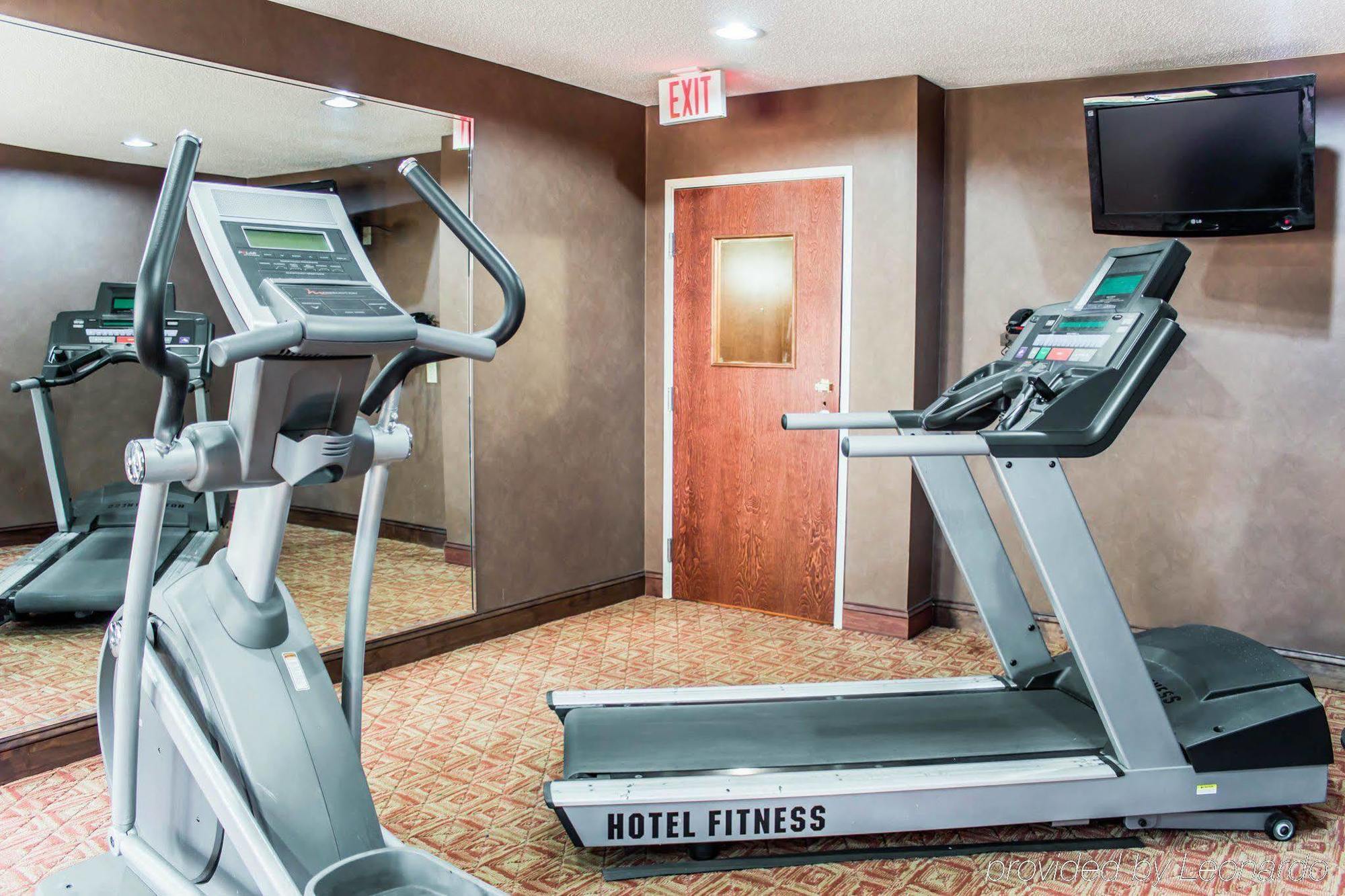 Quality Inn Raleigh Downtown Екстериор снимка
