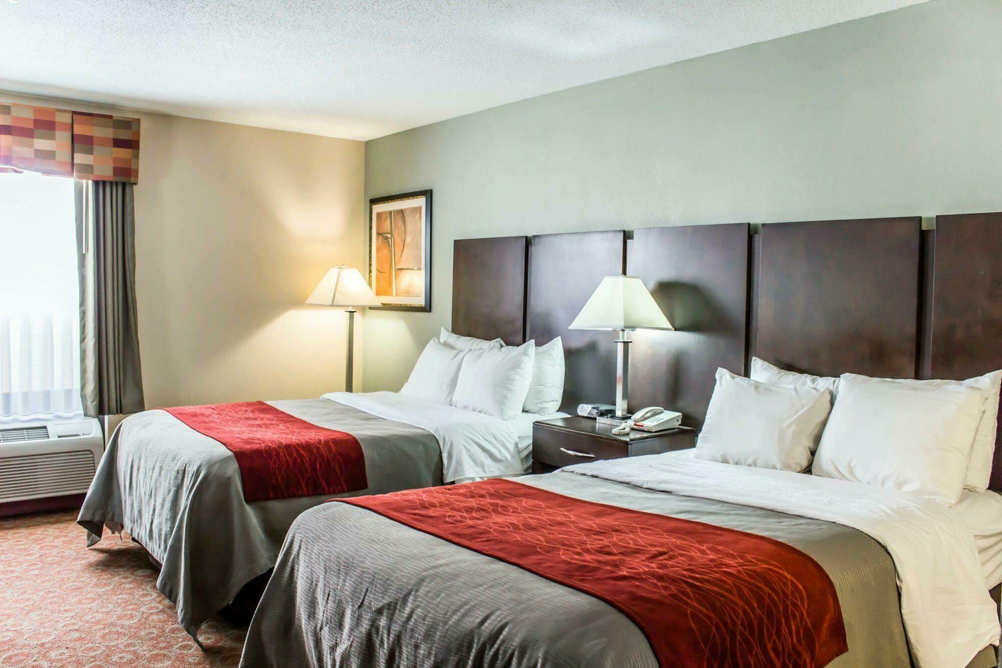 Quality Inn Raleigh Downtown Екстериор снимка